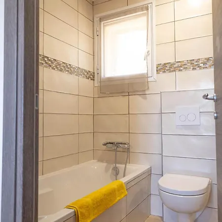 Semesterbostad Domaine De Campu *